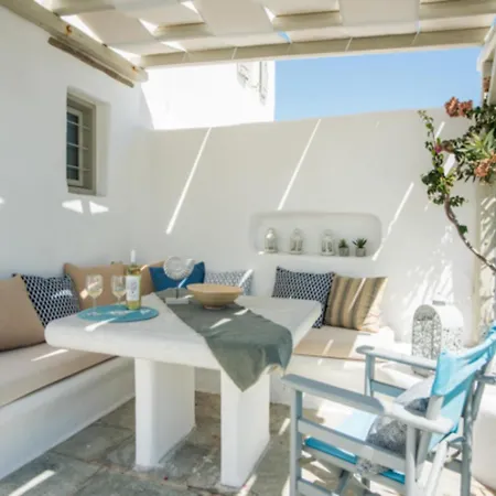 Apleton * Parikia (Paros)